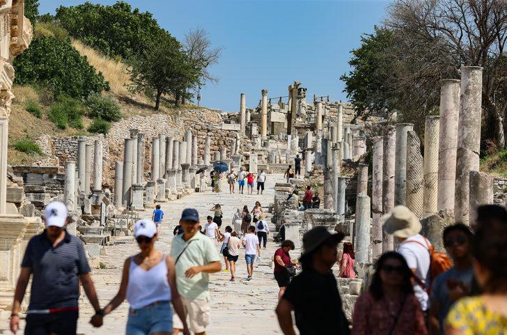 Efes, "Müzekart GNS" ile gençleri ücretsiz ağırlamaya hazırlanıyor G5