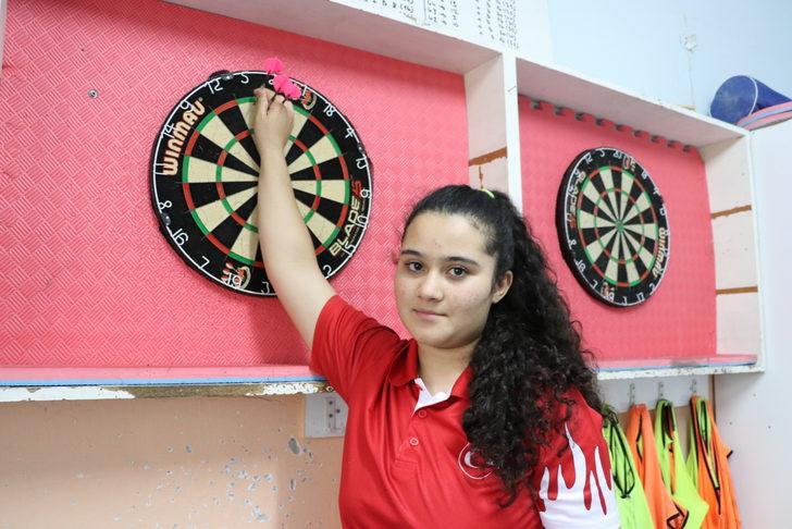 Emanet oklarla yarıştığı dart şampiyonasında madalya gururu yaşadı G3