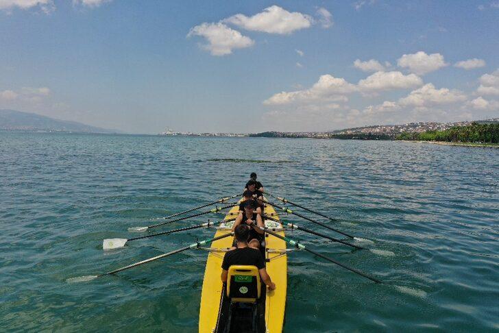 Kocaeli'de "Körfez Kupası Kürek Yarışları" yapıldı G4