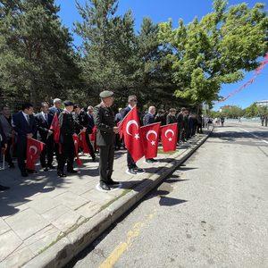 Atatürk'ün Erzurum'a gelişinin 103. yıl dönümü törenle kutlandı