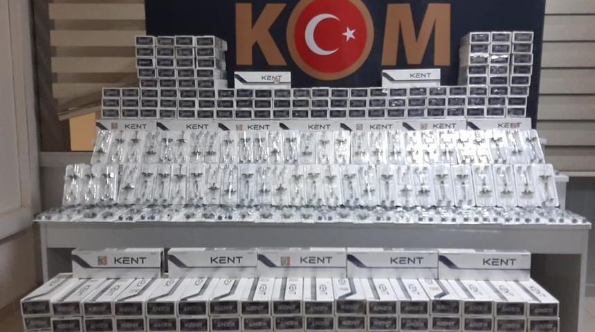 Van'da gümrük kaçağı sigara, botoks ilacı ve makaron ele geçirildi