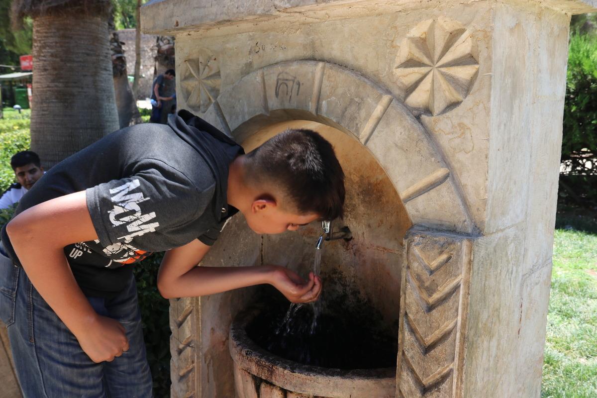 Şanlıurfa'da bunaltıcı sıcaklar başladı