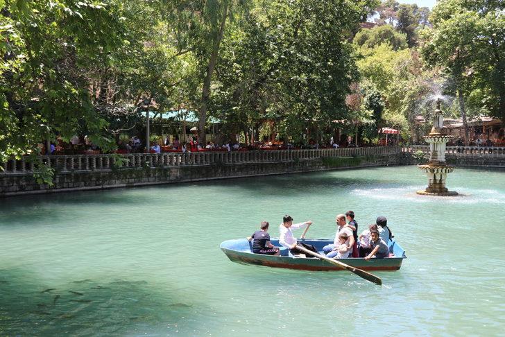 Şanlıurfa'da bunaltıcı sıcaklar başladı G3