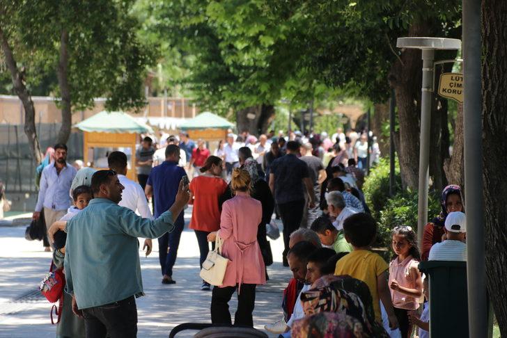 Şanlıurfa'da bunaltıcı sıcaklar başladı G5