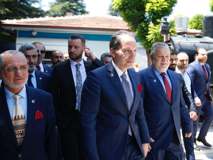 Yeniden Refah Partisi Genel Başkanı Erbakan, Eskişehir'de konuştu: G1