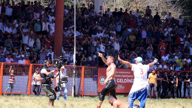 661. Tarihi Kırkpınar Yağlı Güreşleri'nde yarı finalistler belli oldu