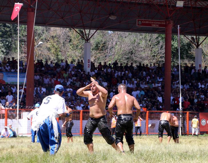 661. Tarihi Kırkpınar Yağlı Güreşleri'nde yarı finalistler belli oldu G2