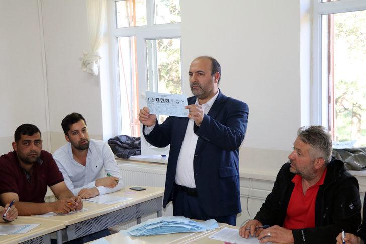 Yeniden belde olan Dodurga'da yapılan seçimde oy verme işlemi sona erdi G1