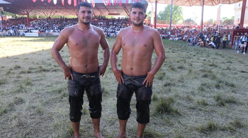 Kırkpınar Yağlı Güreşleri'nde yarışan ikiz kardeşler duygularını anlattılar