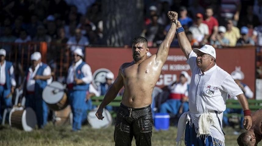 Cengizhan Şimşek kimdir? Kırkpınar Yağlı Güreşleri’nde başpehlivan olan Cengizhan Şimşek nereli ve kaç yaşında?