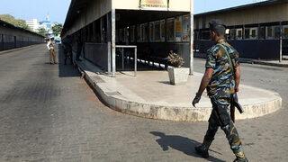 Tarihinin en büyük ekonomik krizi! O ülkede eğitim faaliyetleri durduruldu