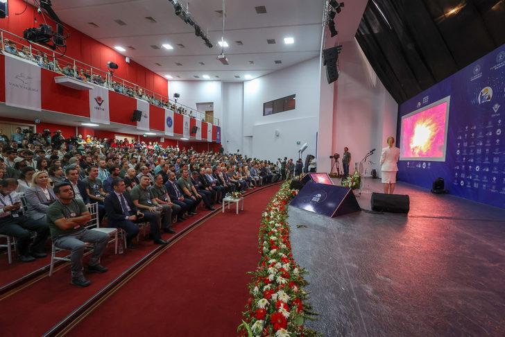 Bakan Varank, Van Gökyüzü Gözlem Etkinliği Açılış Töreni'nde konuştu: G4