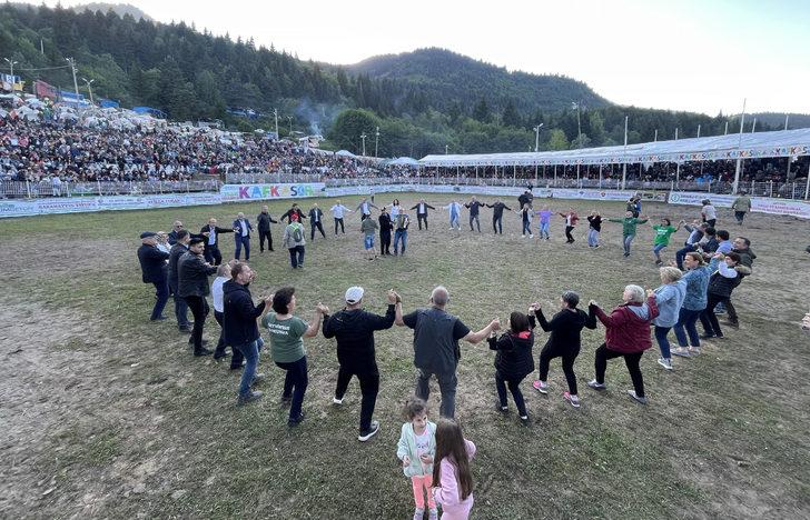 "41. Kafkasör Kültür, Turizm ve Sanat Festivali" sona erdi G1