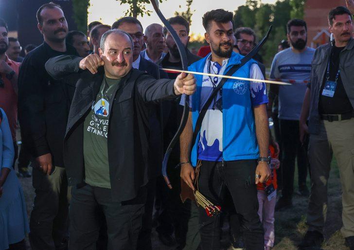 Vanlılar kentte ilk kez düzenlenen etkinlikte gökyüzünü gözlemledi G2