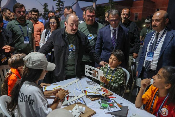 Vanlılar kentte ilk kez düzenlenen etkinlikte gökyüzünü gözlemledi G3