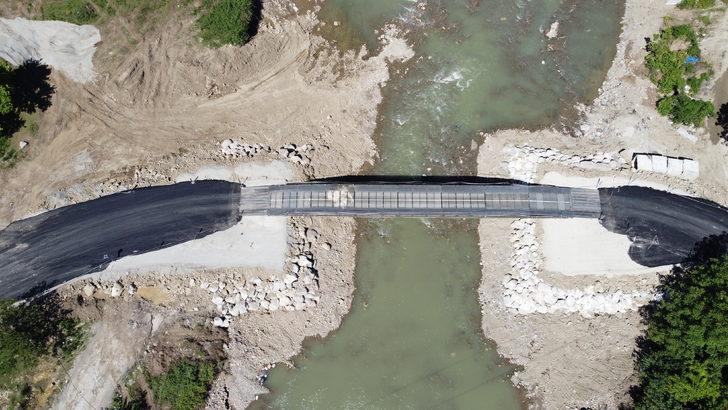 TSK'nın Bartın'daki selde yıkılan köprünün yerine kurduğu köprü havadan görüntülendi G2