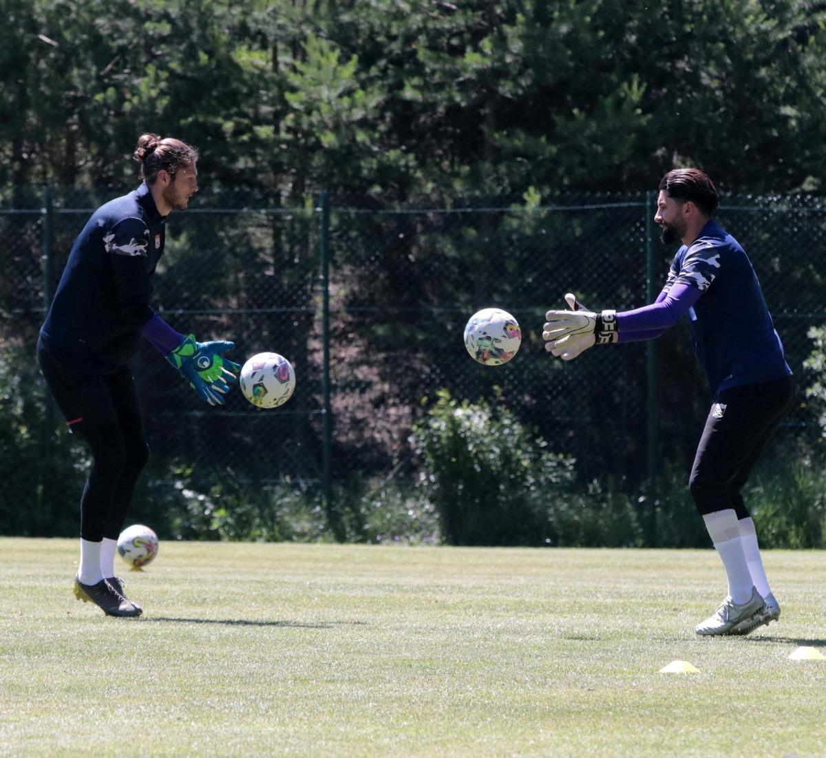 Sivasspor'da yeni sezon hazırlıkları s&uuml;r&uuml;yor