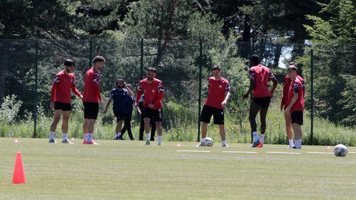 Sivasspor'da yeni sezon hazırlıkları sürüyor G5