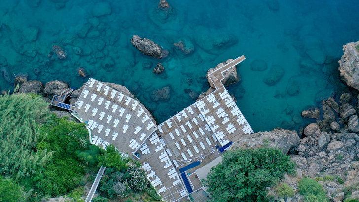 Antalya'da falez plajlarının doluluk oranı anlık takip edilebiliyor G3