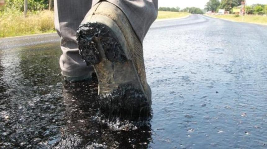 İstanbul'a 150 km! Asfalt bu hale geldi