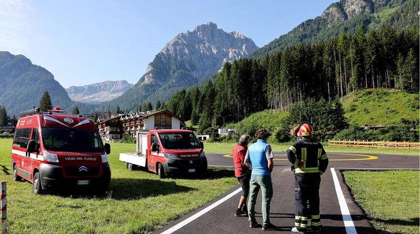 İtalya'da Alpler'de buzul parçası koptu: 6 ölü, 30'a yakın kayıp
