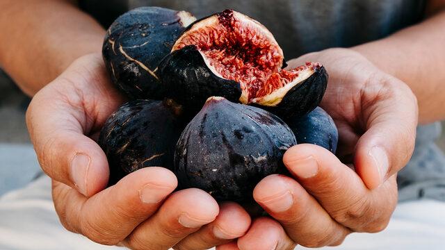 Severek yiyorsunuz ama egzamaya yol açabilir