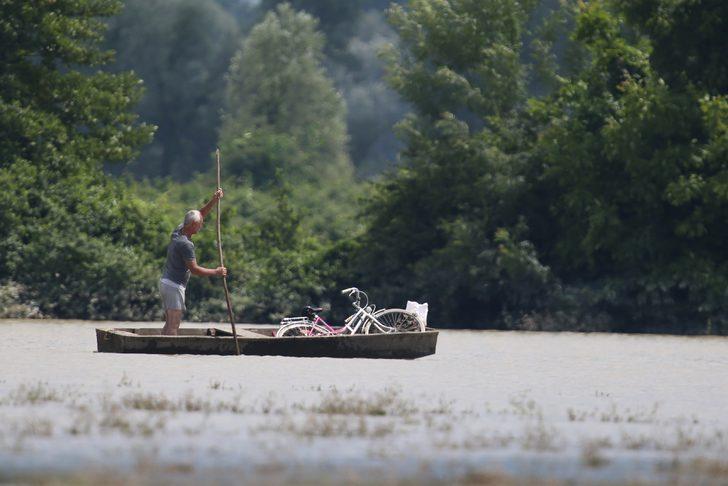 Selden etkilenen Düzce'de sular çekilmeye devam ediyor G1