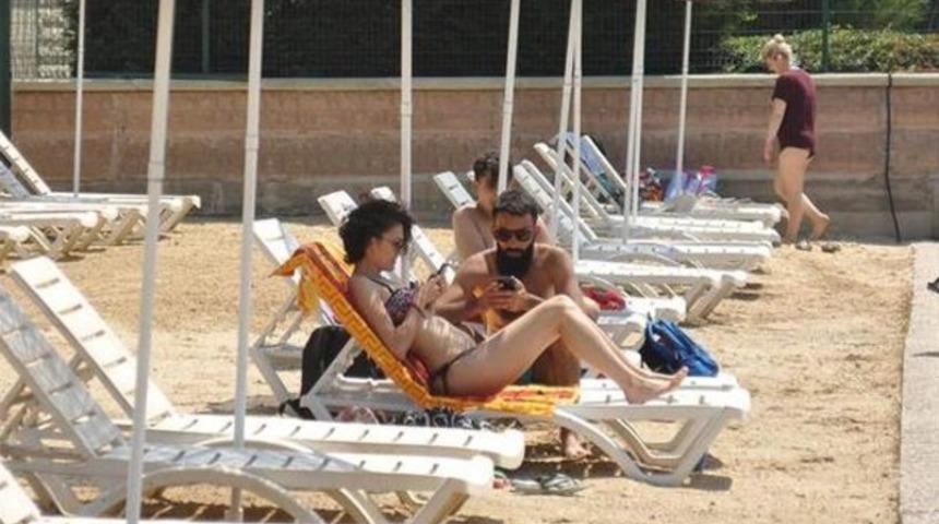 Denizi olmayan kentte plaj sezonu a&ccedil;ıldı