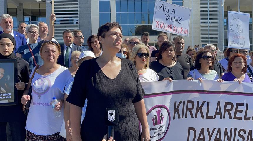 Kırklareli'nde takip ettiği kadını bıçaklayarak öldüren sanığın yargılanmasına başlandı