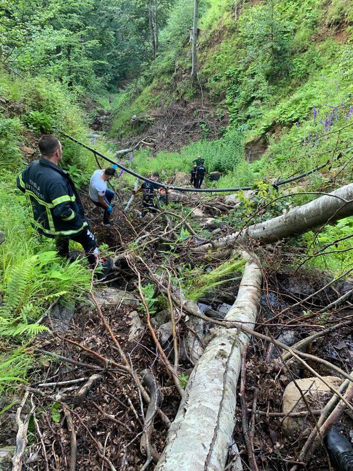 Kendisinden haber alınamayan kişi uçuruma devrilen aracında ölü bulundu G3