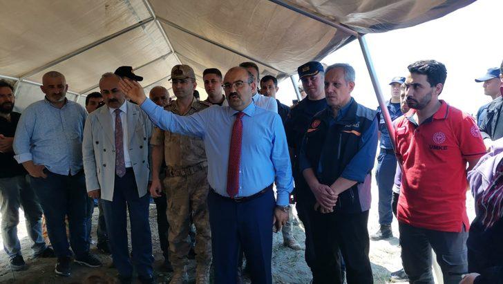 GÜNCELLEME - Trabzon'da denizde kaybolan genci arama çalışmaları sürüyor G3