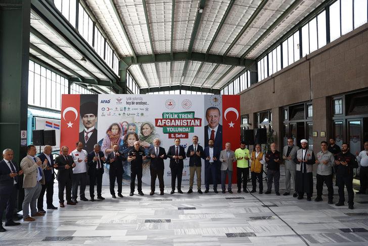 Afganistan'a yardım malzemesi taşıyan "İyilik Treni"nin beşincisi törenle uğurlandı G5