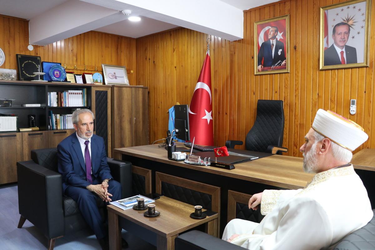 Bulgaristan Başm&uuml;ft&uuml;s&uuml; Mustafa Hacı Aliş, Edirne M&uuml;ft&uuml;l&uuml;ğ&uuml;n&uuml; ziyaret etti