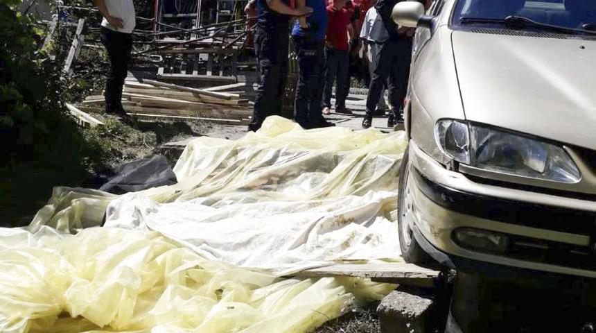 Zonguldak'ta el frenini çekmeyi unuttuğu otomobilinin altında kalan kişi öldü