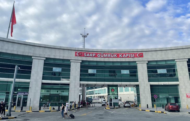 Artvin'deki heyelanda hayatını kaybeden sürücünün cenazesi Azerbaycan'a gönderildi G2