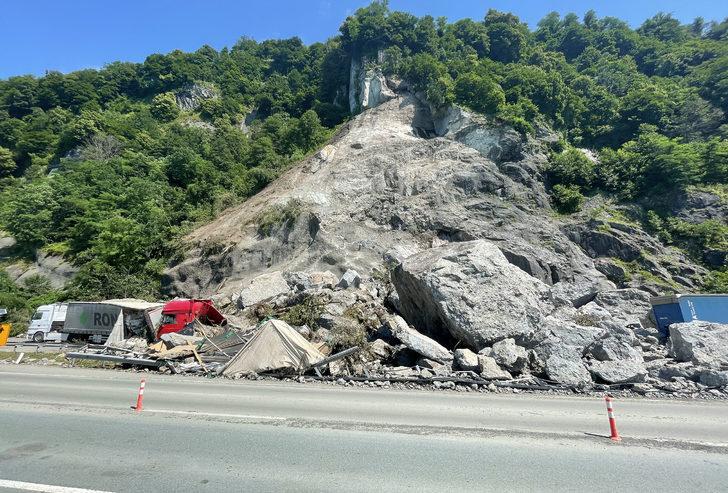 Artvin'deki heyelanda hayatını kaybeden sürücünün cenazesi Azerbaycan'a gönderildi G4