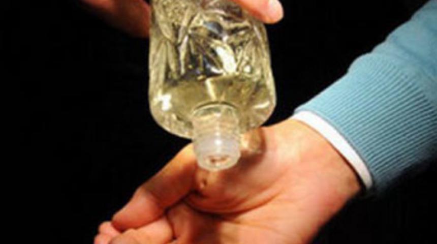 G&uuml;vensiz kozmetik &uuml;r&uuml;nleri a&ccedil;ıklandı!