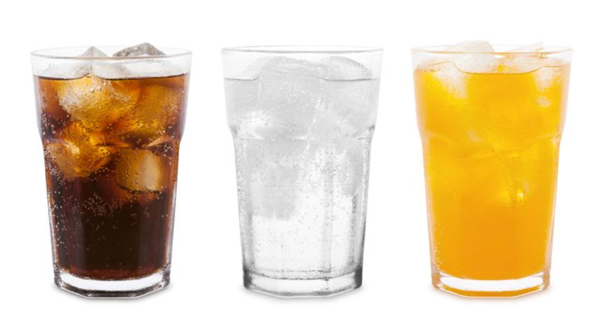 Bu içeceklere dikkat! Felç riskini üç kat artırıyor