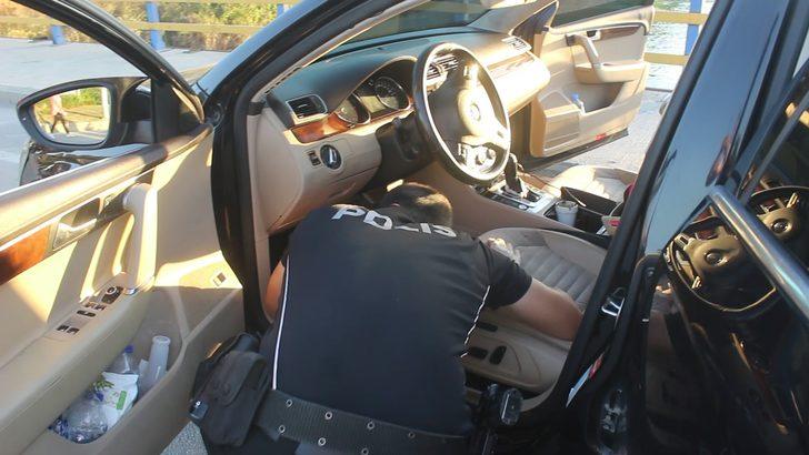 Adana'da otomobille polisten kaçan 2 şüpheli kovalamacayla yakalandı G4