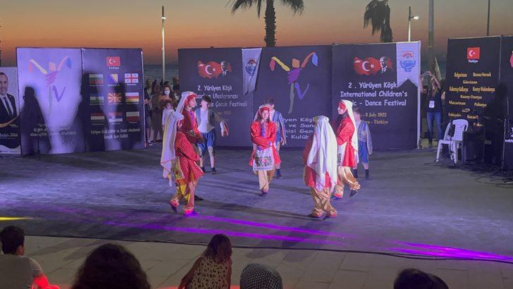 Yalova'da Yürüyen Köşk Çocuk Festivali başladı G5