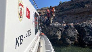 İzmir açıklarında geri itilen 36 düzensiz göçmen kurtarıldı