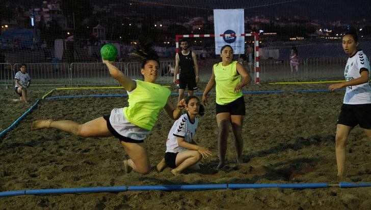 Antalya'da Uluslararası Plaj Hentbolu Turnuvası düzenlendi G3