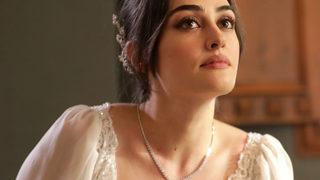 'Esra Bilgiç ve Reynmen yakınlaştı' iddiası! Sarmaş dolaş dans