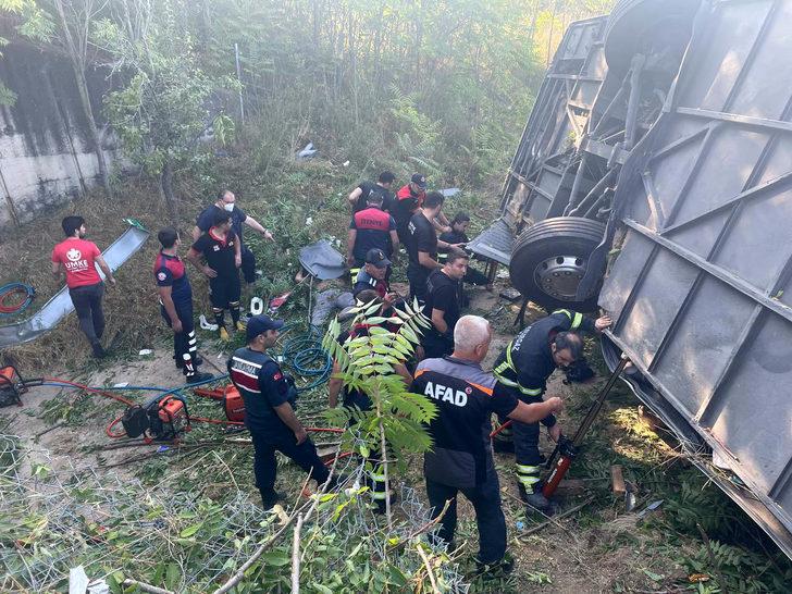 Kırklareli'nde yolcu otobüsü devrildi G3
