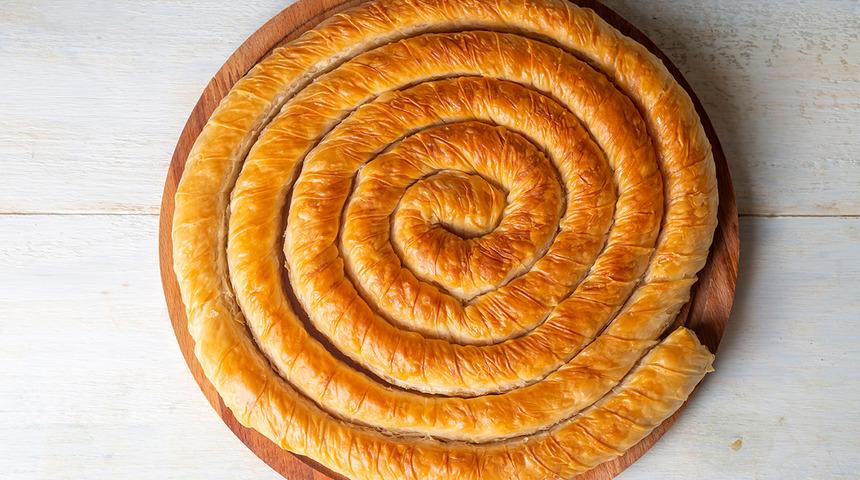 Misafirleriniz bayılacak! Çıtır çıtır Sarıyer böreği tarifi