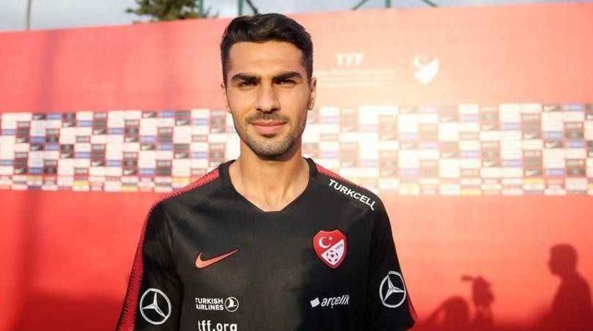 Zeki Çelik kimdir? Roma'ya transfer olan Zeki Çelik nereli ve kaç yaşında, hangi takımlarda oynadı?