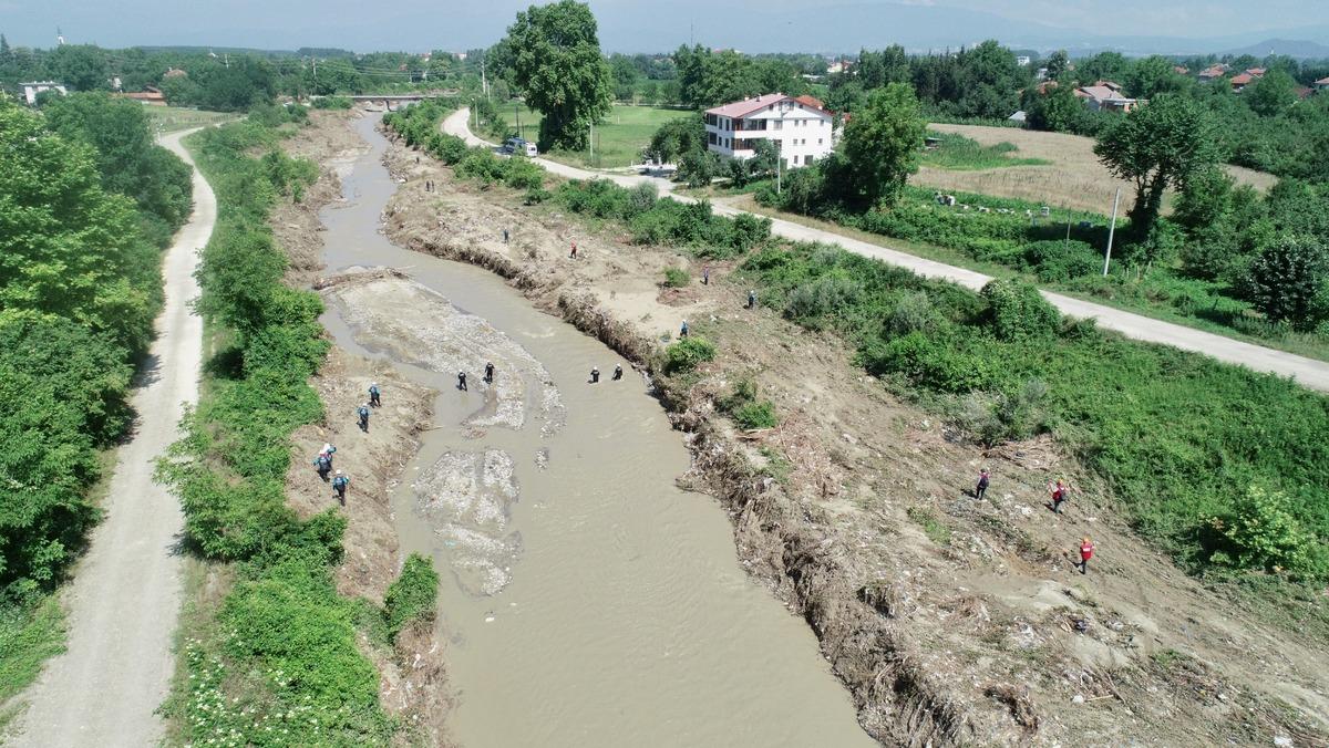 D&uuml;zce'de sele kapılan operat&ouml;r&uuml; arama &ccedil;alışmalarına ara verildi