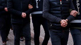 Son dakika: Menderes Belediyesi'ndeki yolsuzluk soruşturmasında flaş gelişme! Belediye Başkanı Kayalar gözaltına alındı