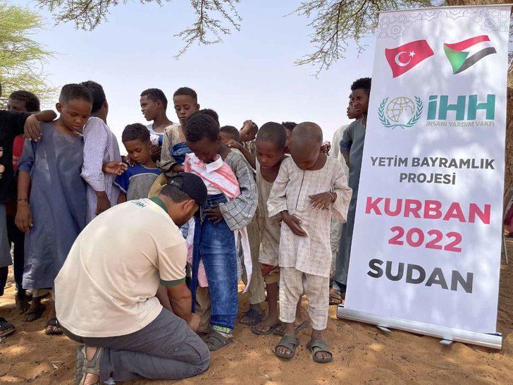 İHH Sudan'da 14 bin 700 aileye kurban eti ulaştıracak G3
