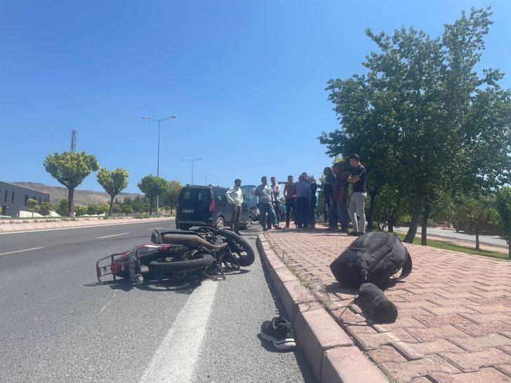 Kayseri'de hafif ticari aracın çaptığı motosikletin sürücüsü hayatını kaybetti G2